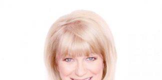 Suzanne Lynch at bowling club, sup