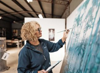 Bronwen Newbury. Peter Rees Photography