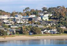 Experts say foreign buyer changes likely to have little effect for Waiheke