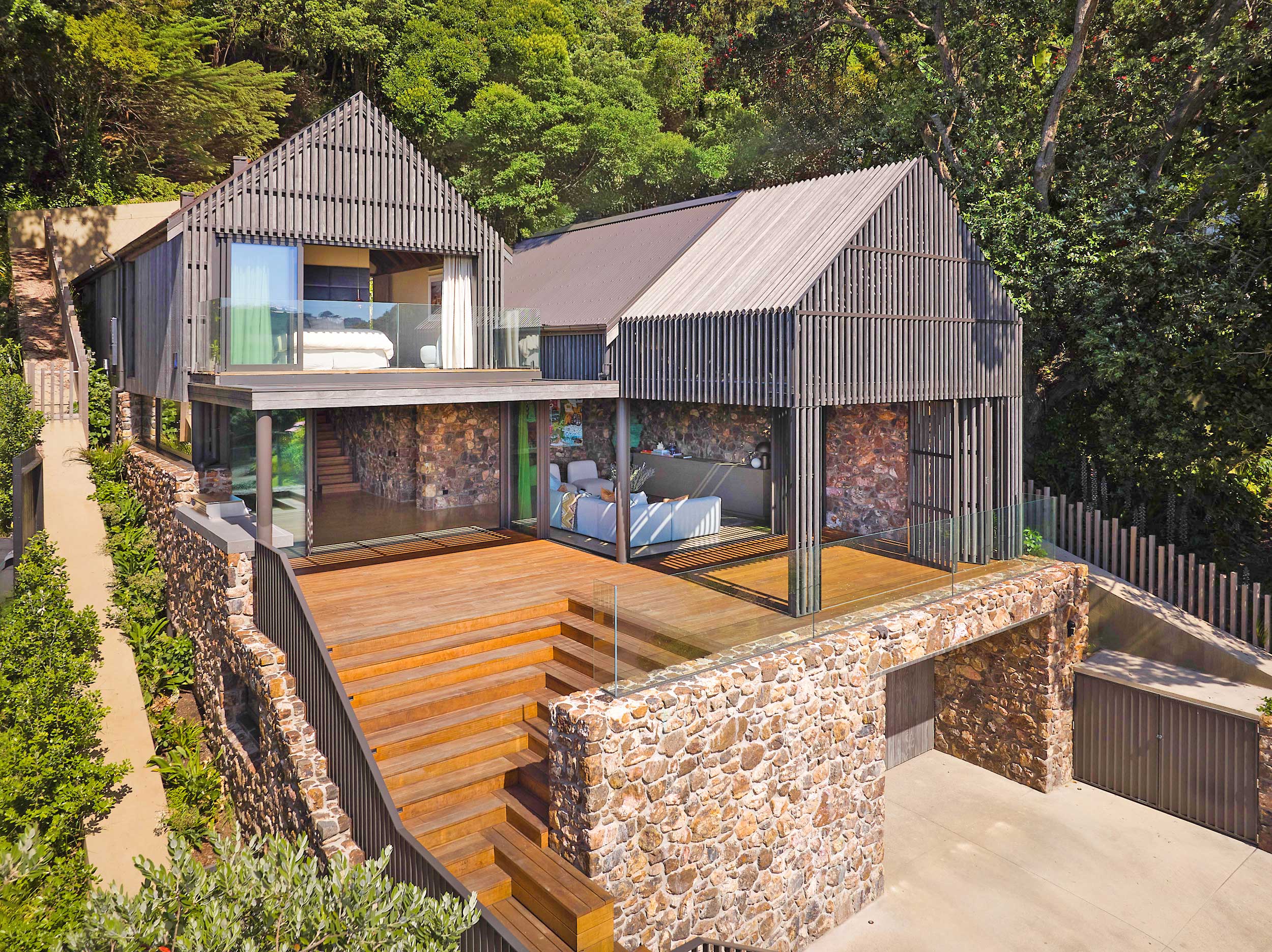 N-HOUSE-OF-THE-YEAR-WAIHEKE-WINNER-5